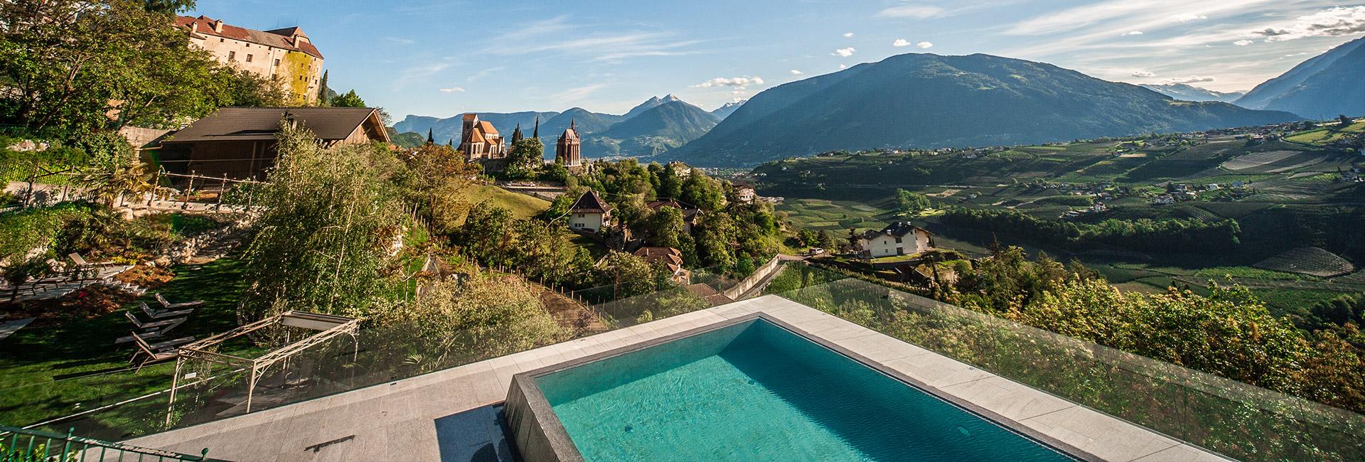 Infinity Pool mit Aussicht